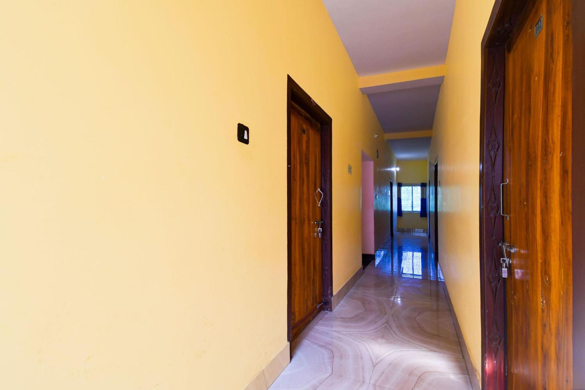 OYO 86280 Kirti Inn Puri Exterior foto